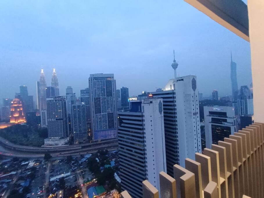 Apartmán Cl 27A Insta Klcc View & Infinity Pool View Kuala Lumpur Exteriér fotografie