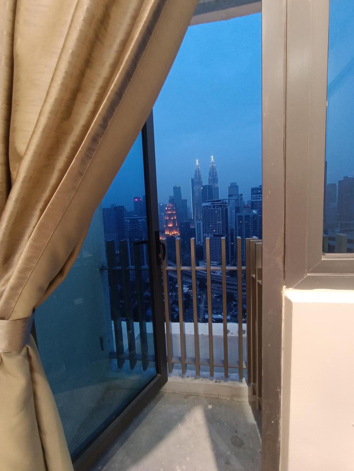 Apartmán Cl 27A Insta Klcc View & Infinity Pool View Kuala Lumpur Exteriér fotografie